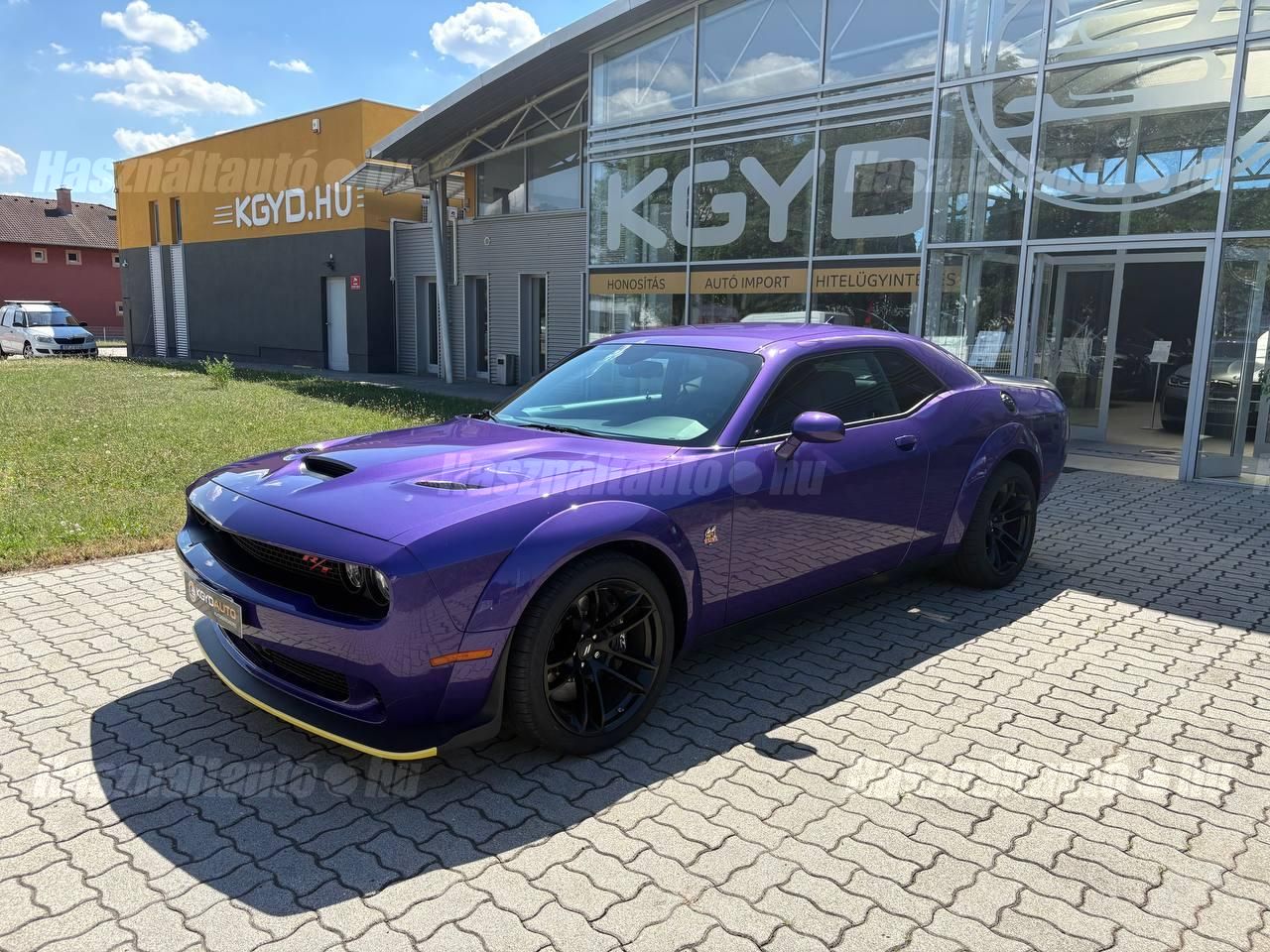 DODGE CHALLENGER